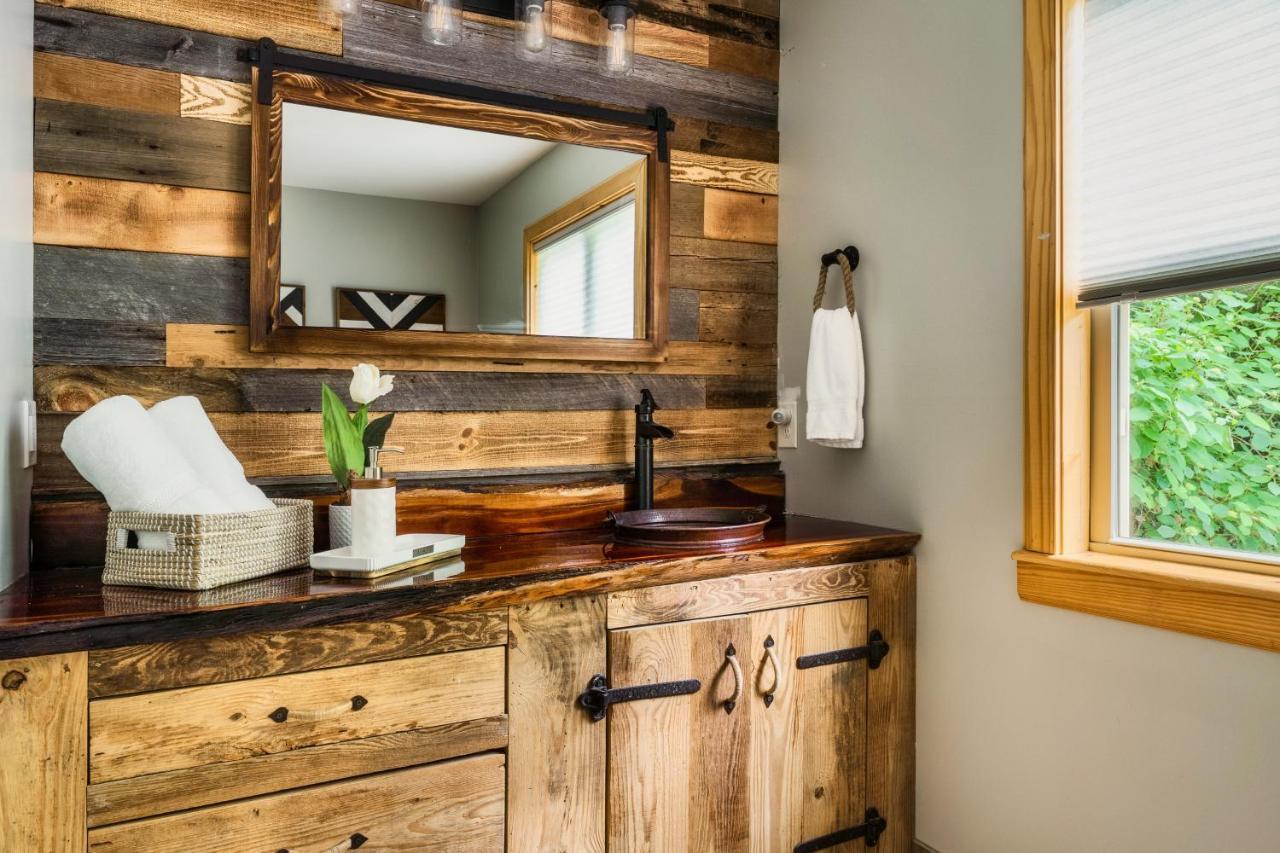 Mountainside - New Luxury Cabin-Fire Table-Hot Tub-3 Pools-Ps5-Bears Gatlinburg Εξωτερικό φωτογραφία