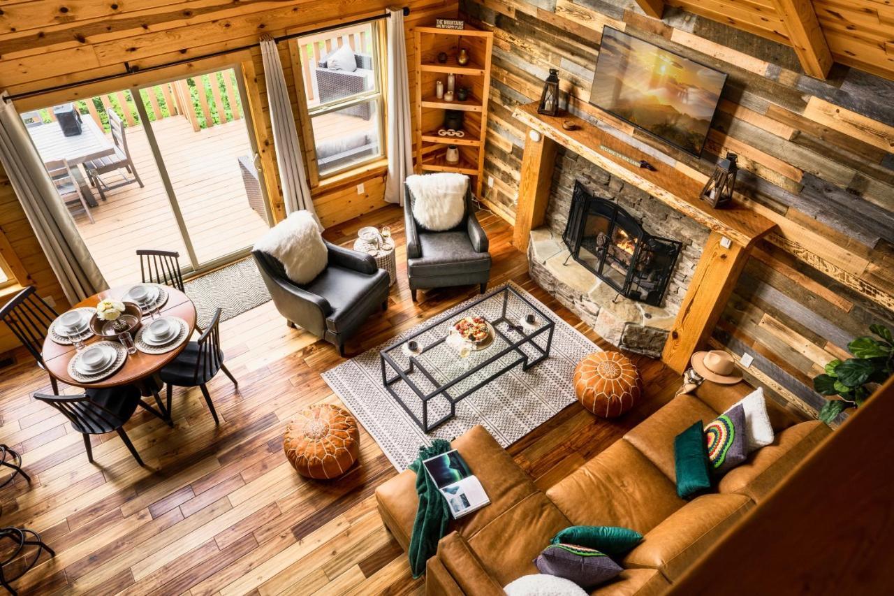 Mountainside - New Luxury Cabin-Fire Table-Hot Tub-3 Pools-Ps5-Bears Gatlinburg Εξωτερικό φωτογραφία
