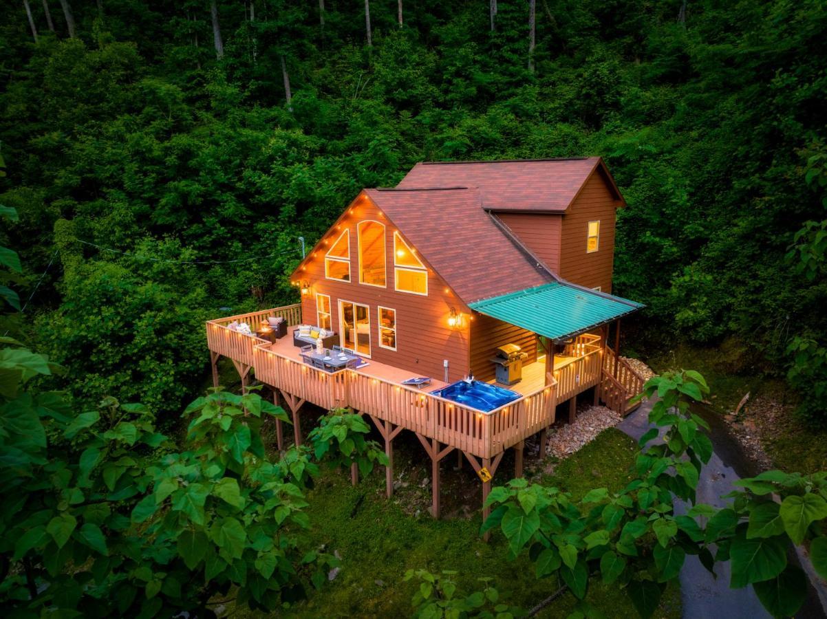Mountainside - New Luxury Cabin-Fire Table-Hot Tub-3 Pools-Ps5-Bears Gatlinburg Εξωτερικό φωτογραφία